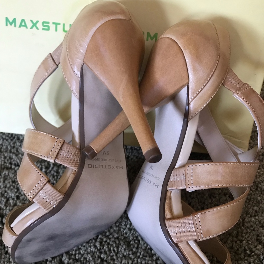 Max Studio heels - Picture 6 of 7